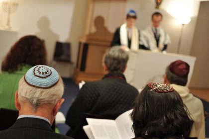 Antisemitischer Übergriff in München: Rabbiner und Söhne bespuckt und beschimpft