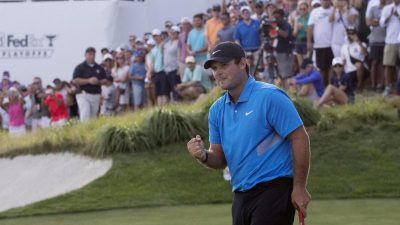 FedExCup: US-Golfer Reed gewinnt erstes Playoff-Turnier