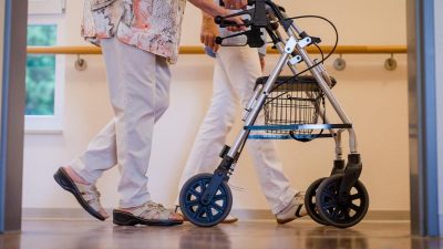 Pflegeheim: Patientenschützer beklagt „Freiheitsberaubung“ – fordern einheitliches Öffnungskonzept