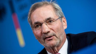 Platzeck tritt als Vorsitzender des Deutsch-Russischen Forums zurück