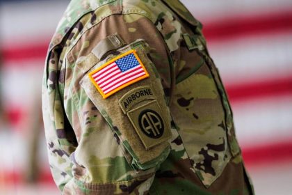 US-Soldat überrascht seine Mutter bei Weiterbildung – wird als Patient in ihr Klinikum eingeliefert