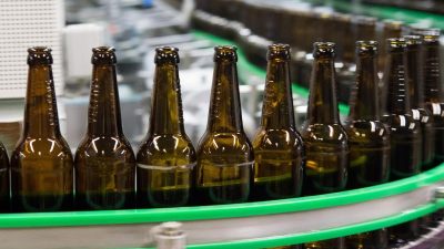 Brauerei-Verband fordert Pfandverdopplung für Bierflaschen