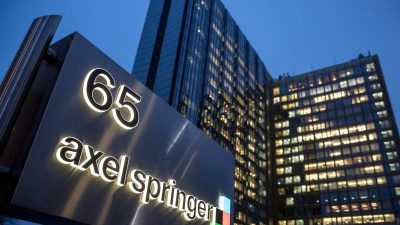 Springer-Chef Döpfner kündigt wegen Umsatzrückgang Sparkurs und Arbeitsplatzabbau an