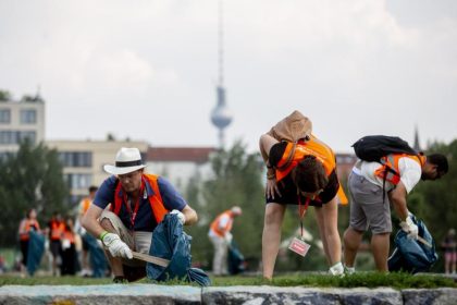 Der neue Hype in Berlin: Stadtführungen inklusive Müllsammeln und Picknick