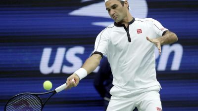 Roger Federer in Runde drei – Regen sorgt für Verzögerungen