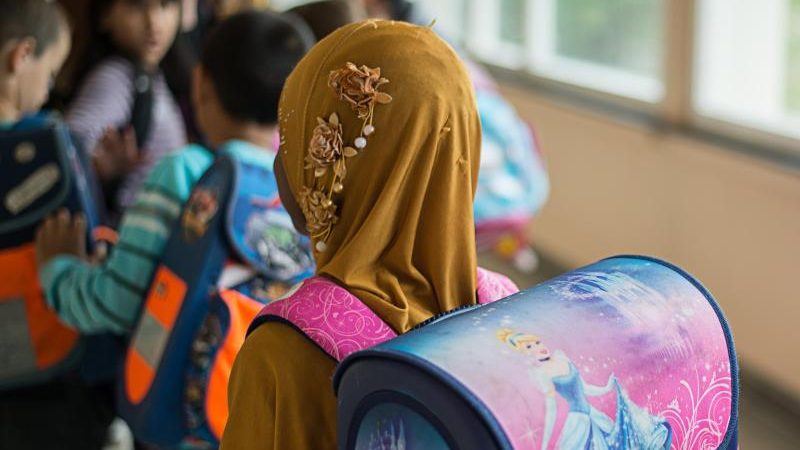 Gutachten sieht Möglichkeit für Kopftuchverbot an Schulen
