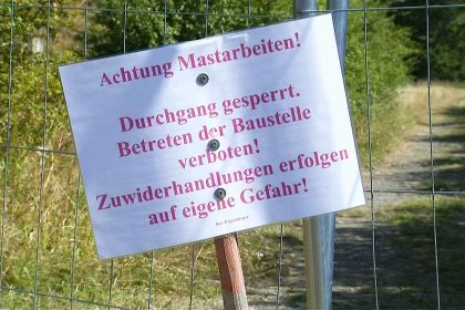 Hessen: Wartungsgondel stürzt bei Arbeiten an Sendemast ab – drei Tote