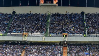 Iran: Frauen dürfen für Länderspiele ins Fußballstadion