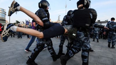UNO fordert Untersuchung der Polizeigewalt während Demonstrationen in Russland