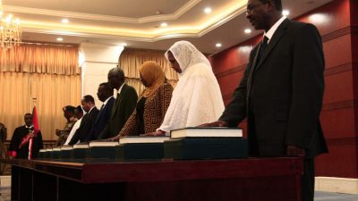 Sudan: Kabinett der Übergangsregierung vereidigt