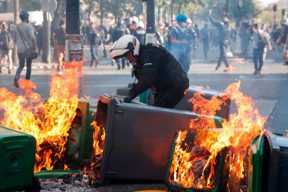 Pariser Klima-Kundgebung: 15.000 Teilnehmer – „Schwarzer Block“ und Radikale unterwegs – 158 Verhaftungen
