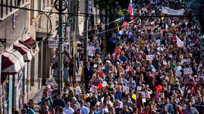 50.000 Menschen demonstrieren in Bratislava gegen Recht auf Abtreibung