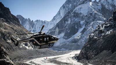Teil eines Gletschers auf italienischer Seite des Mont-Blanc-Massivs droht zusammenzubrechen