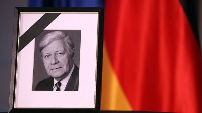 Rücktritt wegen Linkskurs : SPD-Mittelstandsbeauftragter vermisst Weitblick eines Helmut Schmidt und geht