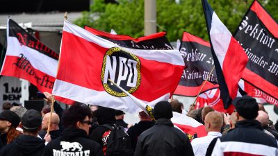 „Sieg-Heil“-Rufe in Berliner NPD-Zentrale: Polizeibeamte stellen Strafanzeige