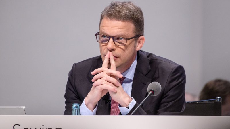 Sewing mischt sich in Bundesverdienstkreuz-Debatte ein: Draghis EZB-Führung verdient Respekt