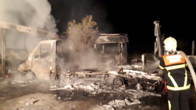 Sachsen: Schwerer Brandanschlag auf AfD-Fahrzeugpark