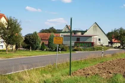 "Es ist Zeit zu handeln”: Landwirte protestieren gegen Agrarpaket mit Grünen Kreuzen
