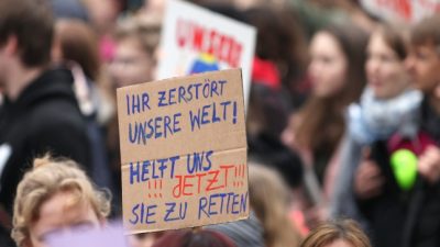 Klimaproteste: Bundeswehr warnte vor gewalttätigen Angriffen auf SUV-Fahrer
