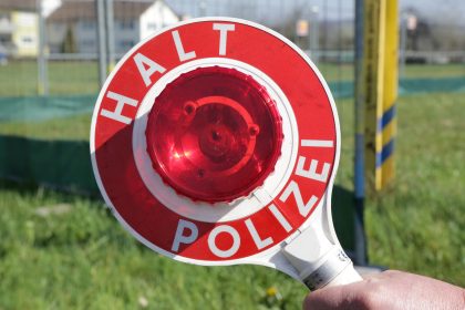 Berliner Polizisten raubten Autofahrer aus: Zweiter Tatverdächtiger festgenommen