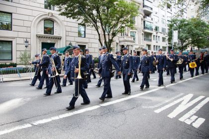Tausende feiern deutsche Traditionen in New York: Deutsche Botschafterin als Zeremonienmeisterin
