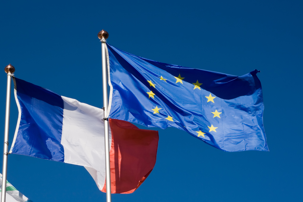Участие франции в международных. Флаг Франции и ЕС. Европейский Союз Франция. Флаг European Union. Евросоюз и Франция.
