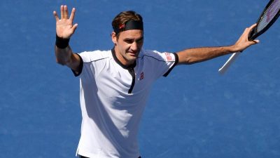 Federer im Schnelldurchgang weiter – Aus für Barty