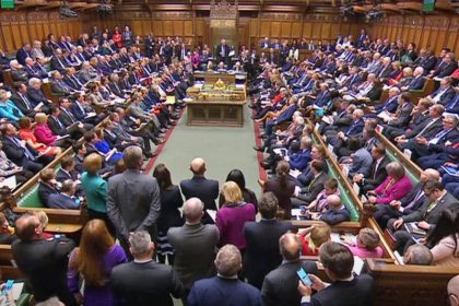 Britisches Unterhaus stimmt für Binnenmarktgesetz