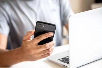 CSU-Politiker: Digitale Brieftasche mit Ausweisen kommt bis Ende 2026