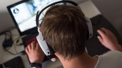 Computerspiele, Pornografie, Drogen –  Experten warnen: Mit elektronischen Medien wächst die Suchtgefahr