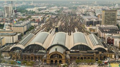 Frankfurt: Unterirdischer Fernbahnhof soll Entlastung bringen – Zwei Drittel aller Fernzüge fahren durch Frankfurt
