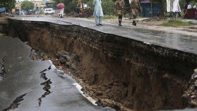 Pakistan: Mindestens 32 Tote nach Erdbeben