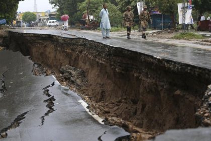 Pakistan: Mindestens 32 Tote nach Erdbeben