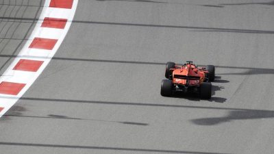 Ferrari im Training stark: Leclerc vor Vettel