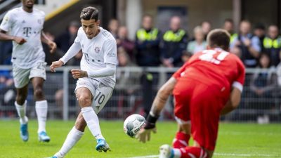 3:2-Erfolg in Paderborn – FC Bayern feiert Tabellenführung