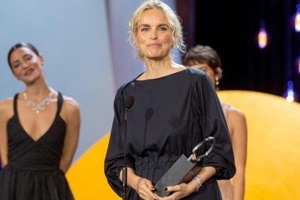 Silberne Muschel für Nina Hoss