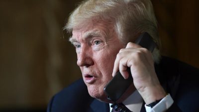 Trump: „Nahezu alles was der ‚Whistleblower‘ über ‚Ukraine-Anruf‘ sagt, ist falsch“