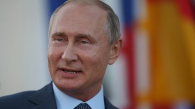 „Genosse Putin“ war als junger Spion „gewissenhaft und diszipliniert“