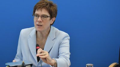 „SPD muss sich entscheiden“: Kramp-Karrenbauer lehnt Groko-Nachverhandlungen ab