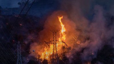 Waldbrände Kalifornien: Feuer breitet sich explosionsartig aus – zwei Menschen sterben
