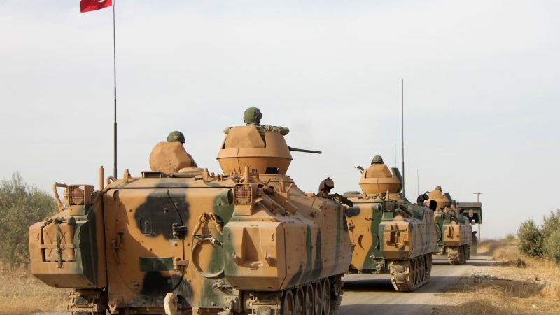 Militäroffensive: USA verhängen Sanktionen gegen Türkei – 160.000 Menschen auf der Flucht