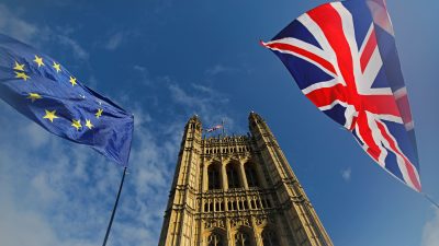 Britisches Parlament stimmt für Gesetz zu Ruanda-Abschiebungen