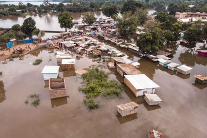 Überschwemmungen in Zentralafrika: Teile der Hauptstadt Bangui gleichen Sumpfgebieten