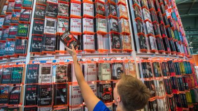 „Wir werden alles tun“: Frankfurts Oberbürgermeister bangt um Buchmesse