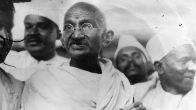 „Der erste echte Inder“: Wie Mahatma Gandhi mit seinem Gewand Indien einte