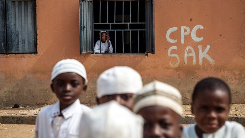 Nigeria: „Folterzimmer“ in Koranschule entdeckt – 300 Jungen angekettet und missbraucht