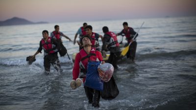 Griechenland: Ein Toter bei Zusammenstoß von Flüchtlingsboot und Küstenwache