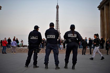 Nach Islamisten-Attacke auf Kollegen: Frankreich plant Mission gegen Radikalisierung bei Polizei