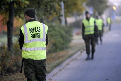 Lebenslange Haft für Säbelangreifer an Schule in Finnland