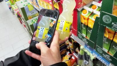 Der Einkauf wird schneller: Immer mehr Supermärkte setzen Handscanner zum Bezahlen ein